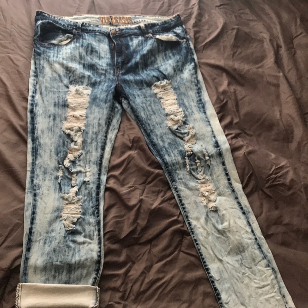 Acid wash Ripped Jeans 👖